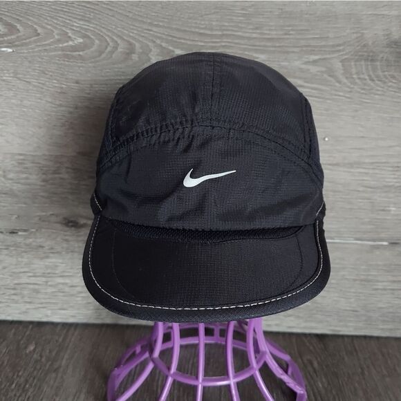 Nike Running Hat 5-Panel Daybreak Dri-Fit Training Mesh Cap Black - Picture 1 of 6